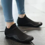 breathable black sock shoes (1)