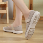10 Lightweight-Breathable-Mesh-Shoes